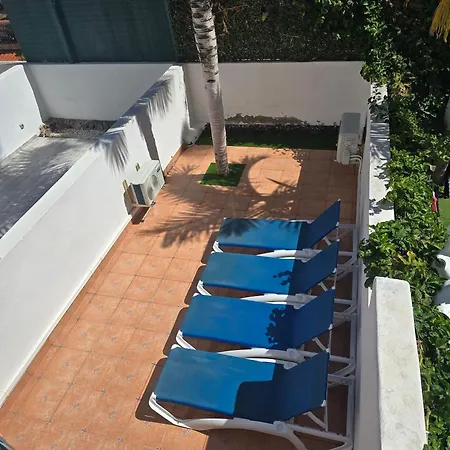 Apartment Spacious 2 Bedroom Duplex On Parquesantiago 2 Playa de las Americas (Tenerife)
